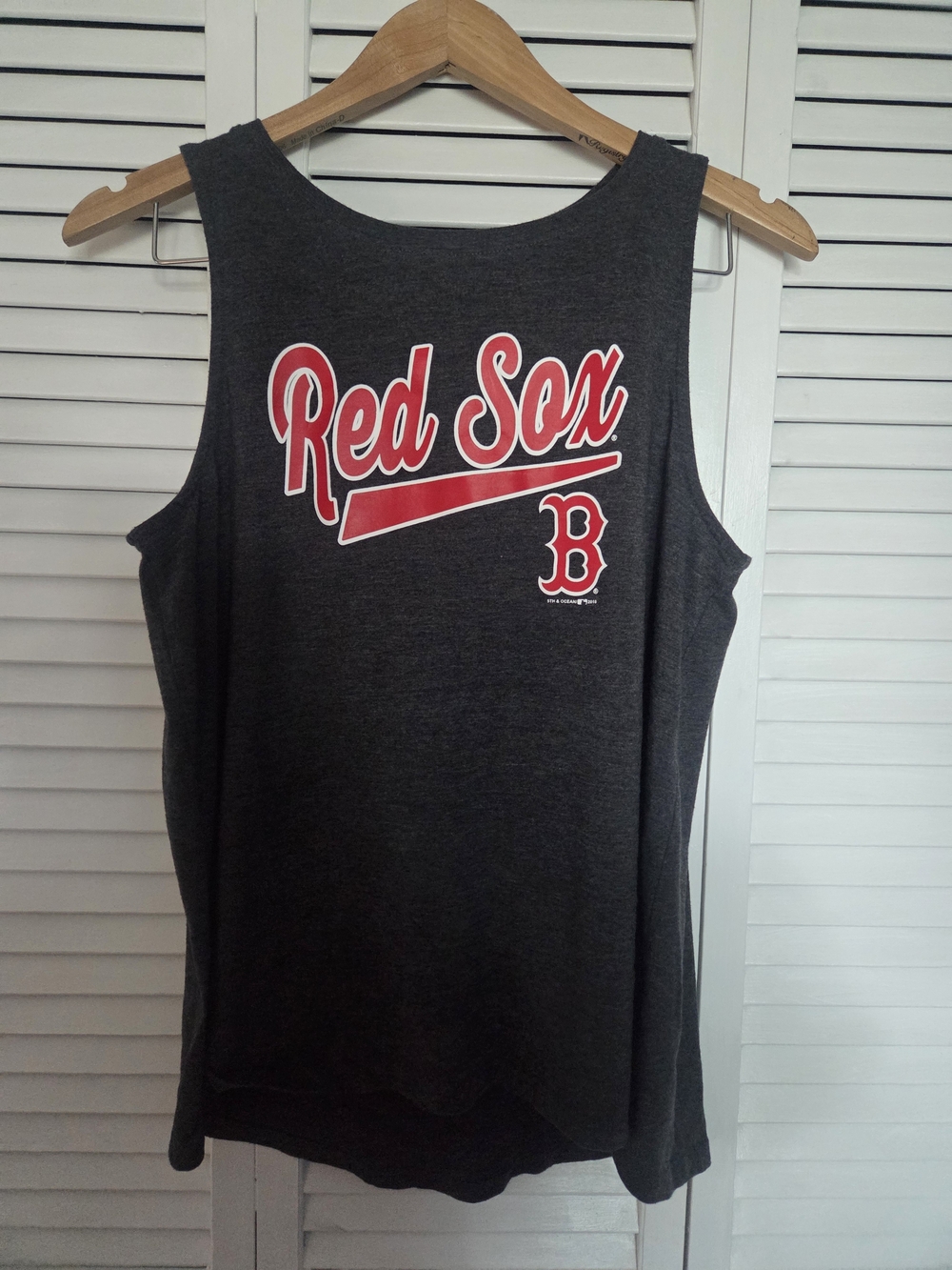 5th & Ocean Dark Gray Womens Tee with Small MLB Logo